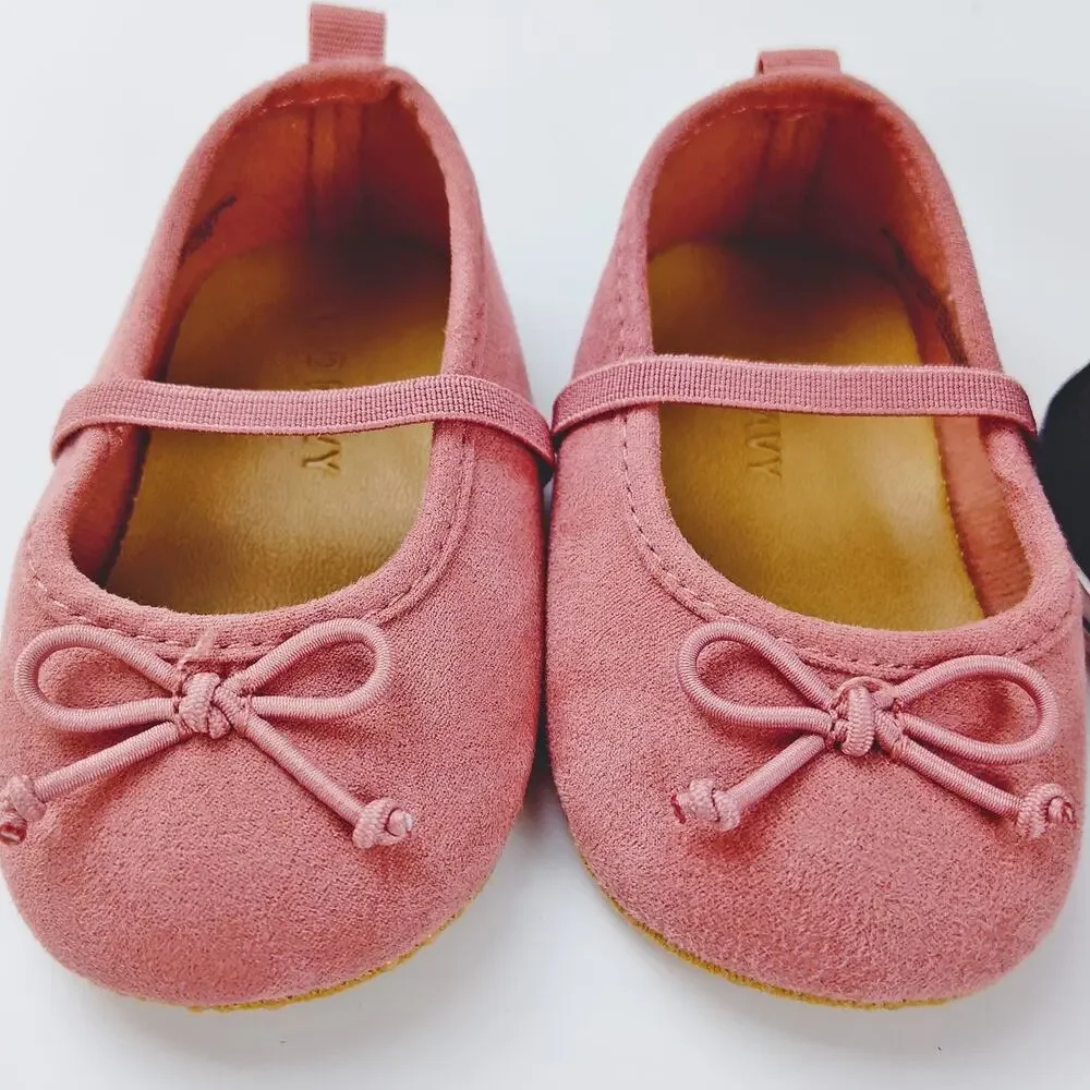 Baby Shoes Old Navy Ballet Flats & Infant High Tops Size 1